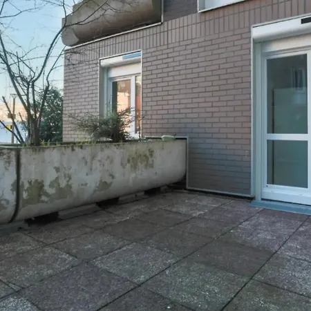 Apartment In Evry Courcouronnes