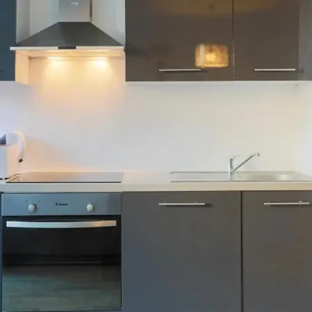 Apartment In Evry *