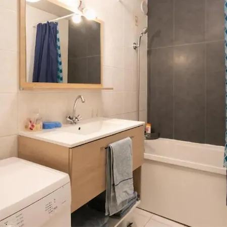 Apartment In Evry