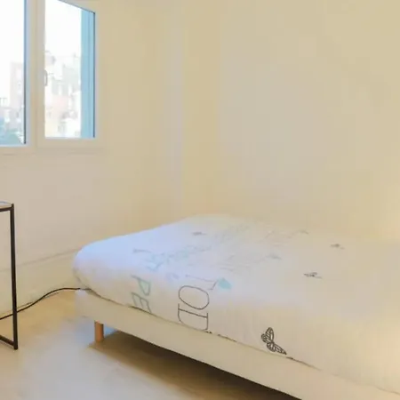 Apartment In Evry *